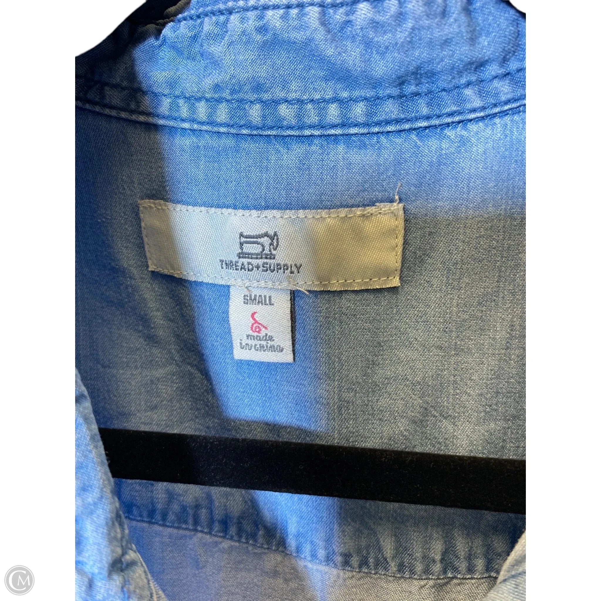 Blouse Long Sleeve By Thread And Supply In Blue Denim, Size: S