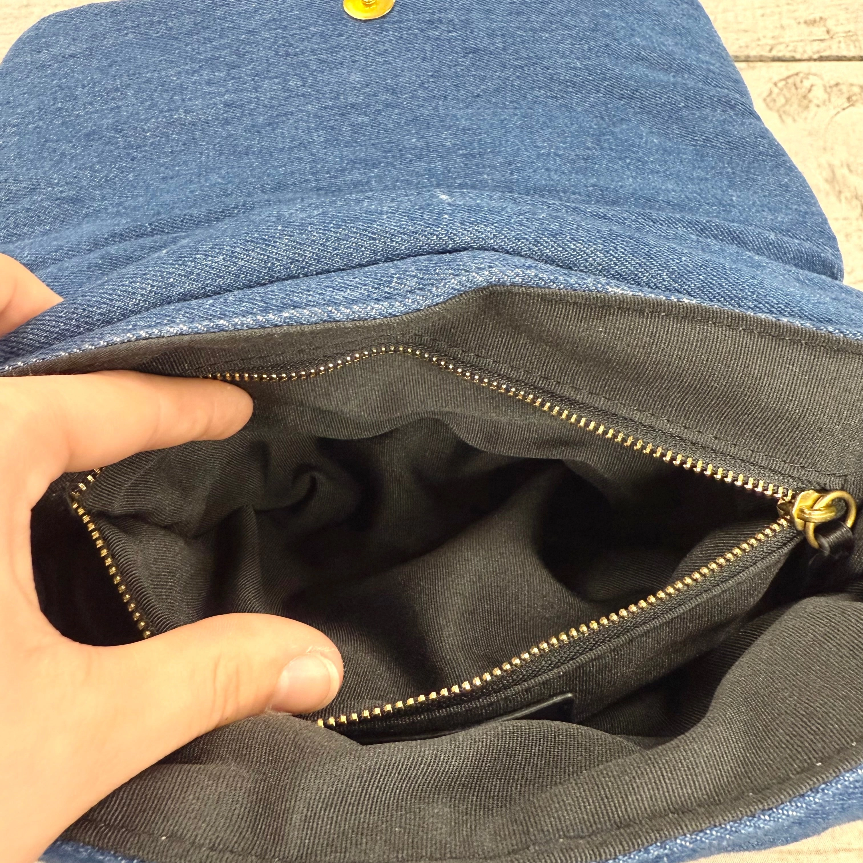 Handbag By Zara, Size: Medium