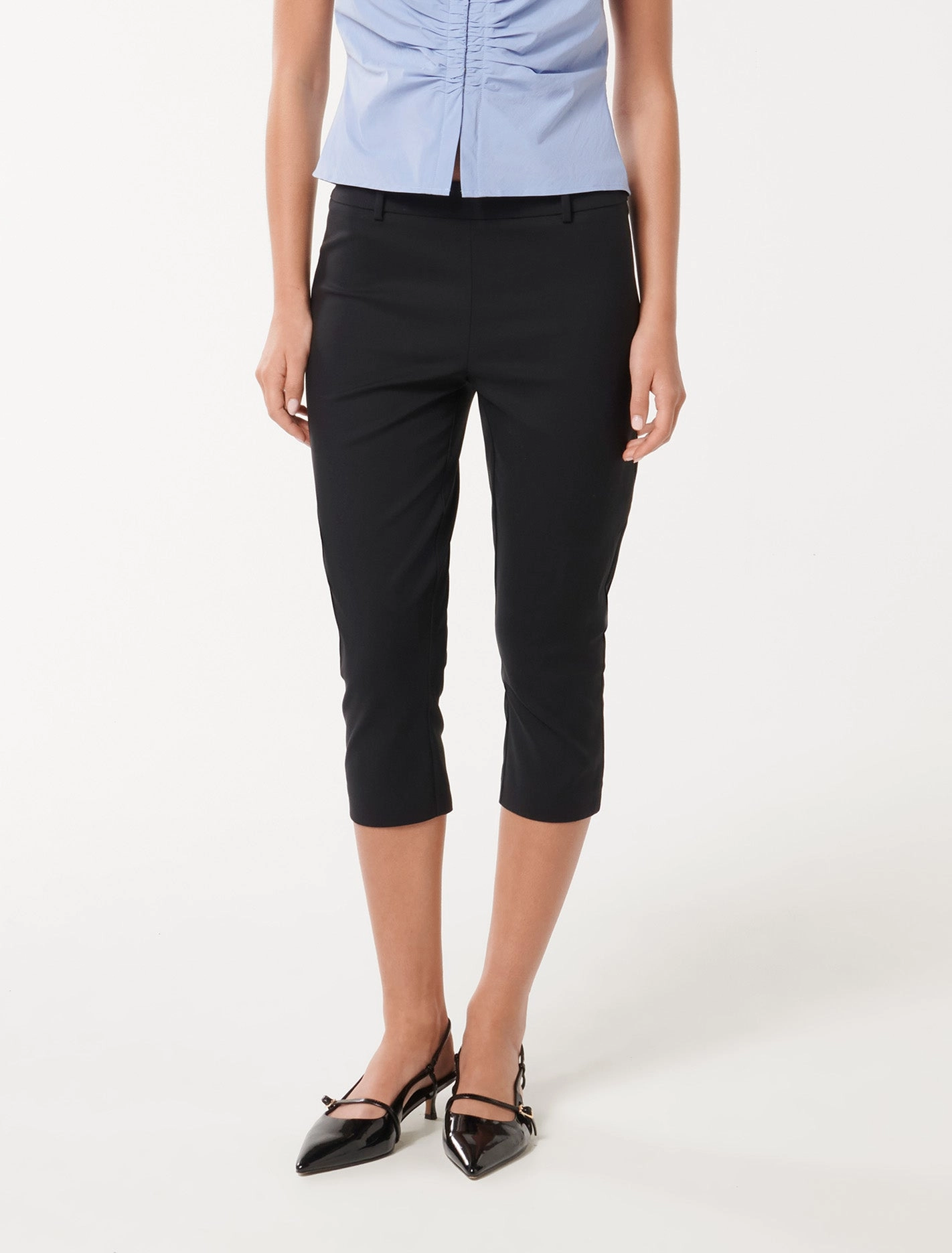 Kyra Capri Pants