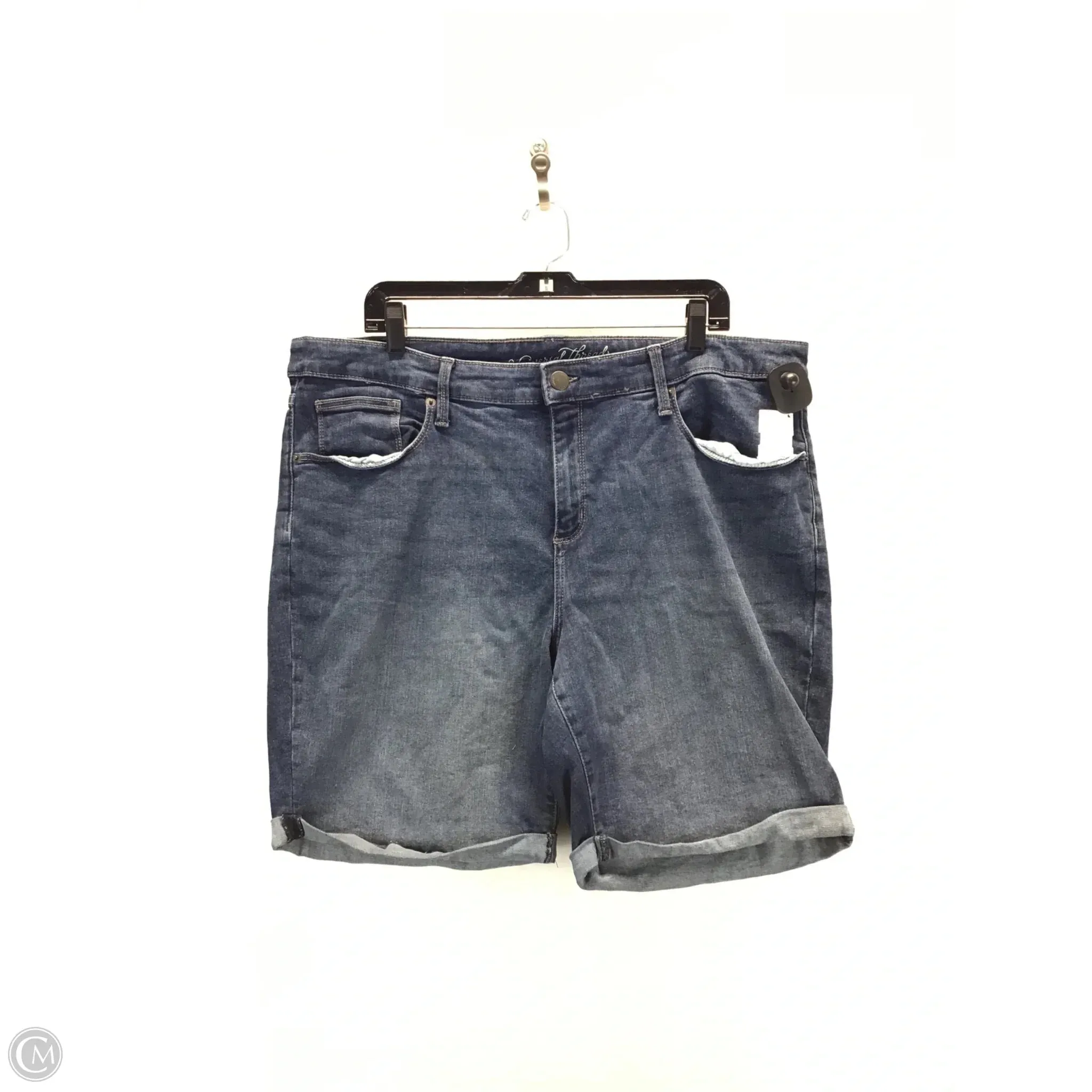 Shorts By Universal Thread In Blue Denim, Size: 20