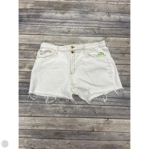 Shorts By Universal Thread In White Denim, Size: 16