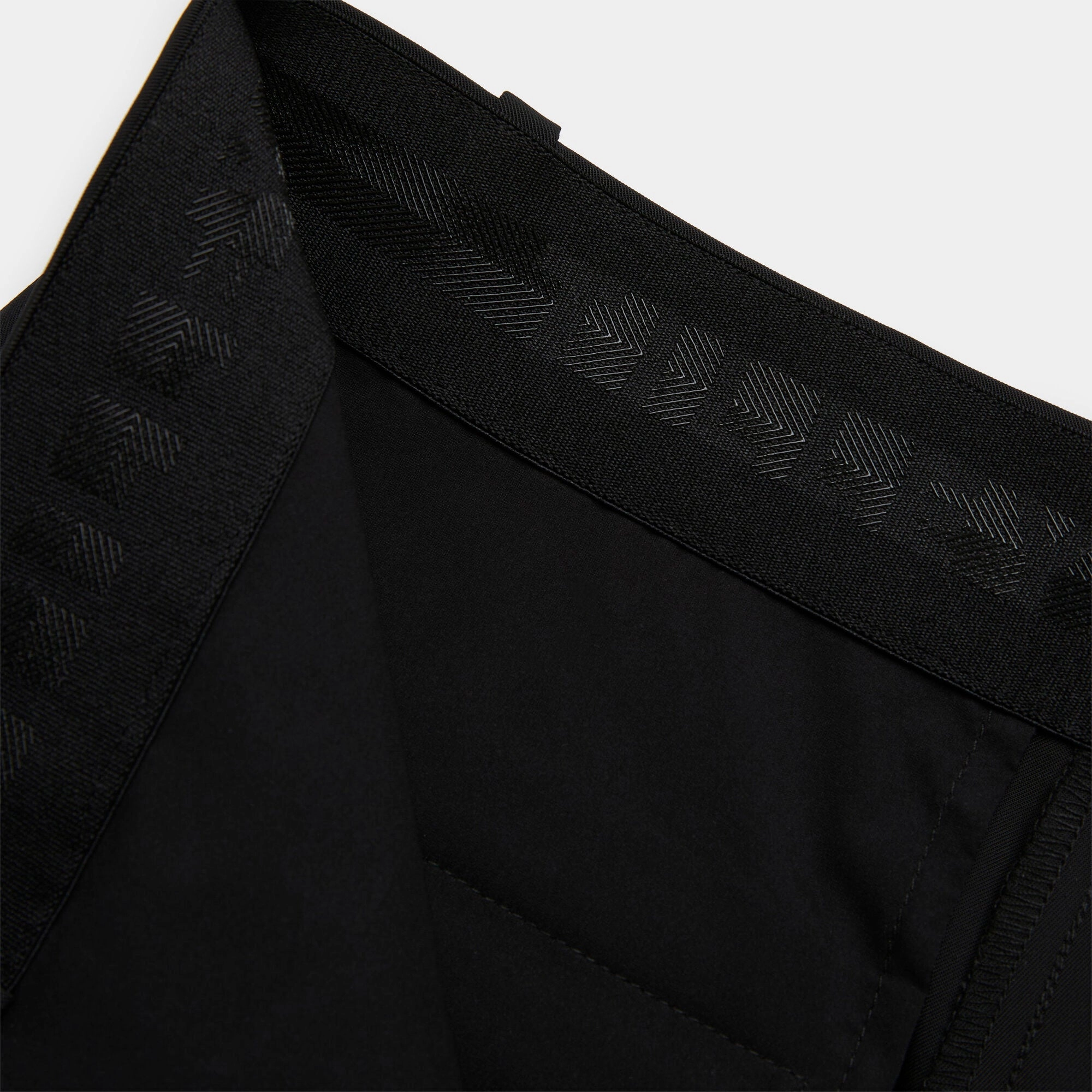 Tech Travel Slim Trouser